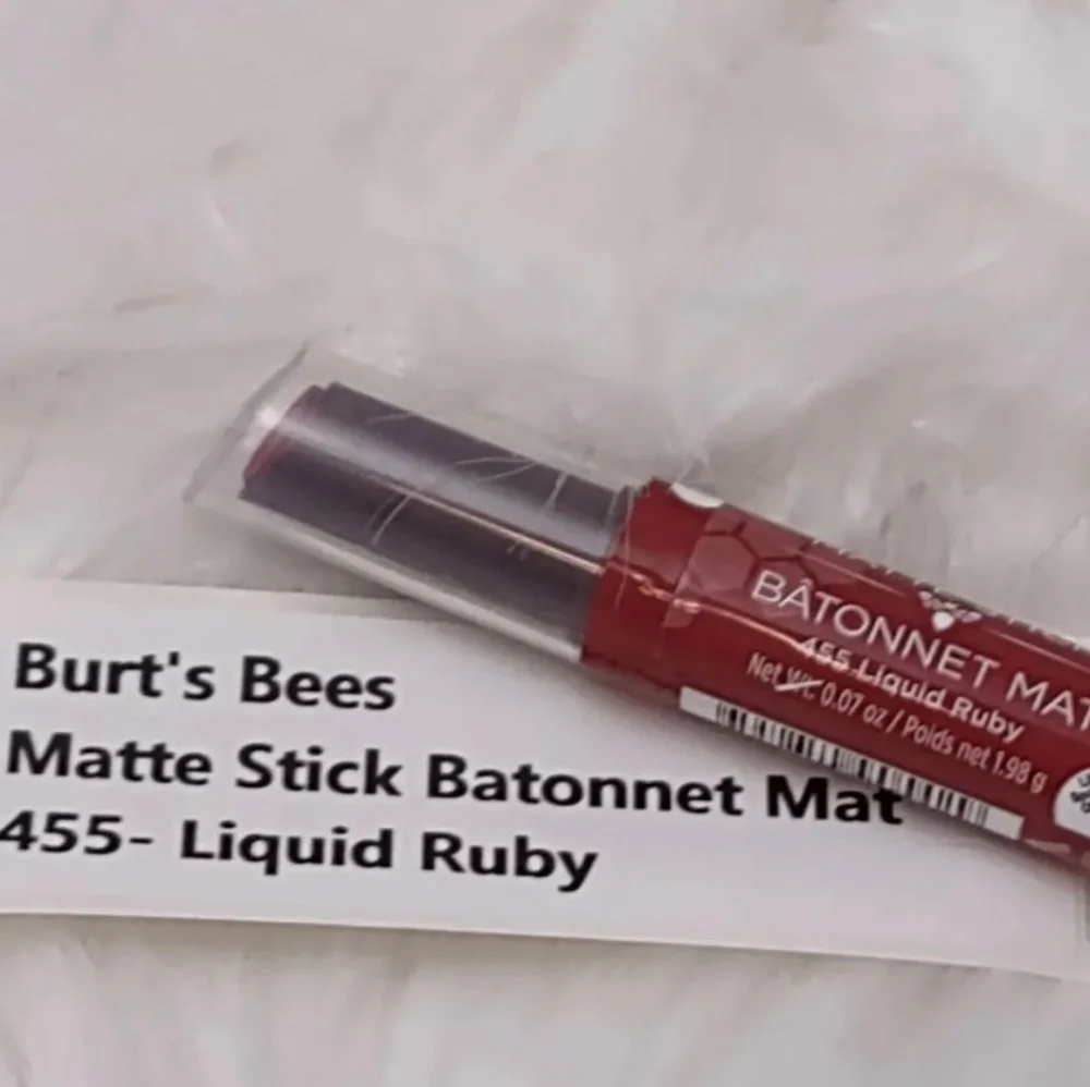 🧚‍♀️LIQUID RUBY Burts Bees DISCONTINUED Matte Stick SEALED/NWT